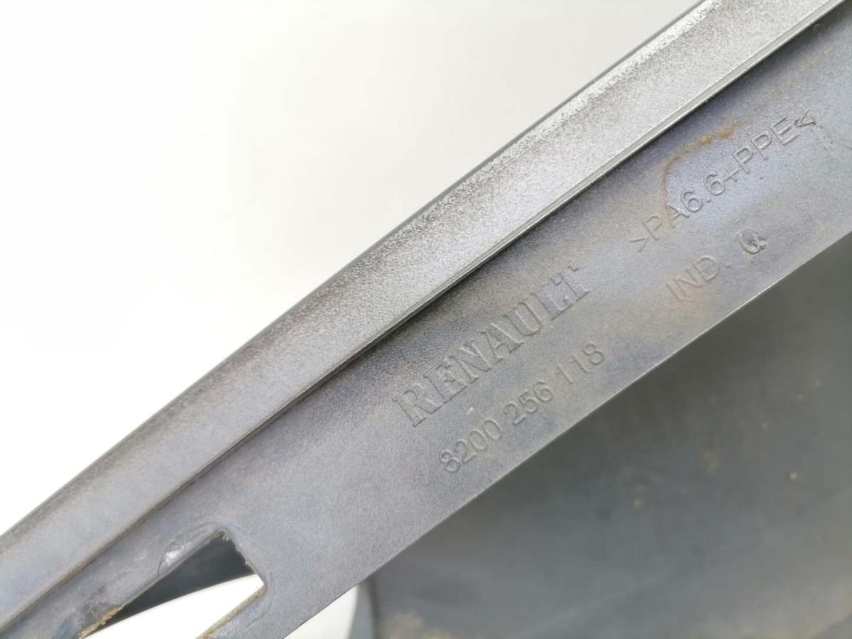 Renault Clio 3 original Kotflügel vorn rechts TEJ47 Bleu gris Blau Bj.2006